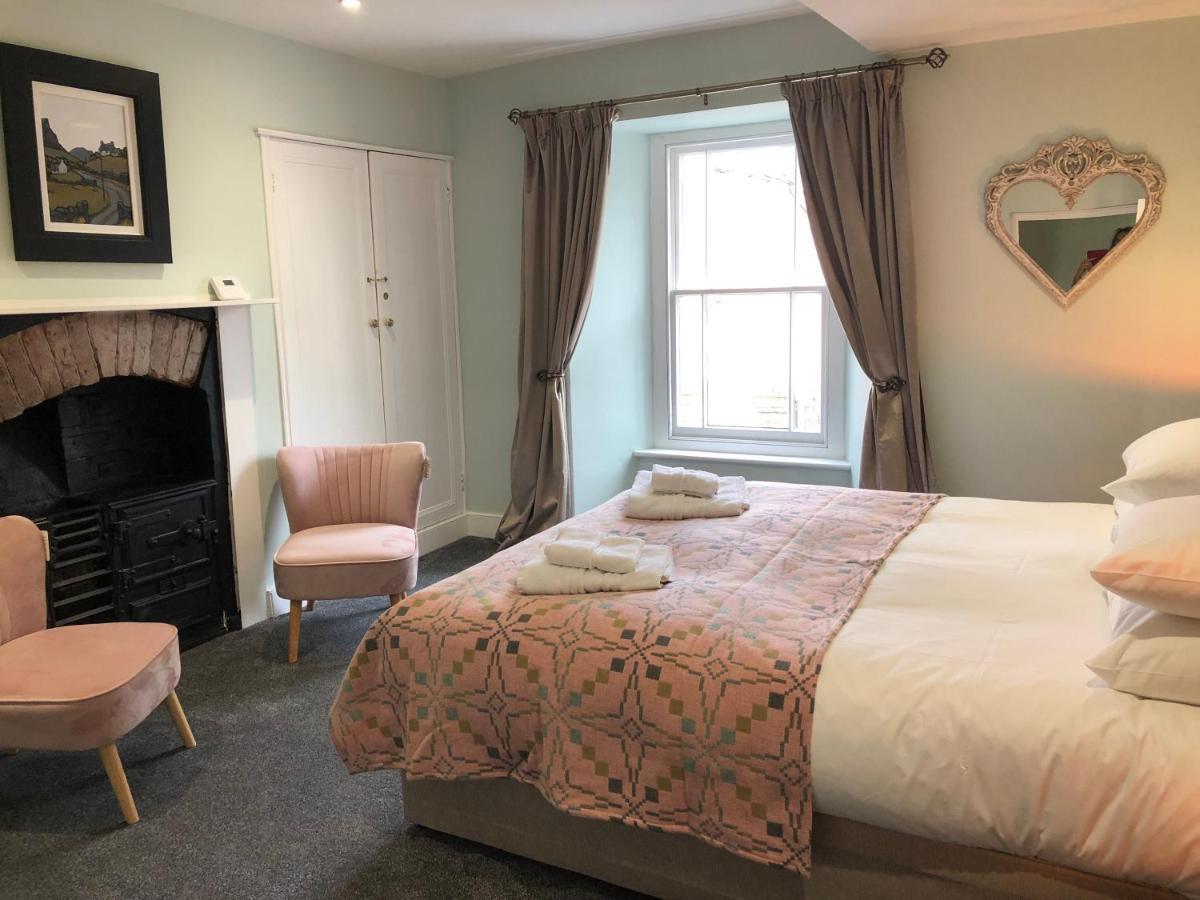 Mount Street House Bed and Breakfast Brecon Exteriör bild